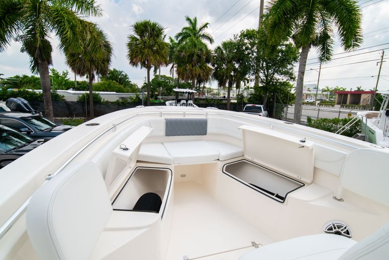 Thumbnail 37 for New 2020 Cobia 262 CC Center Console boat for sale in West Palm Beach, FL