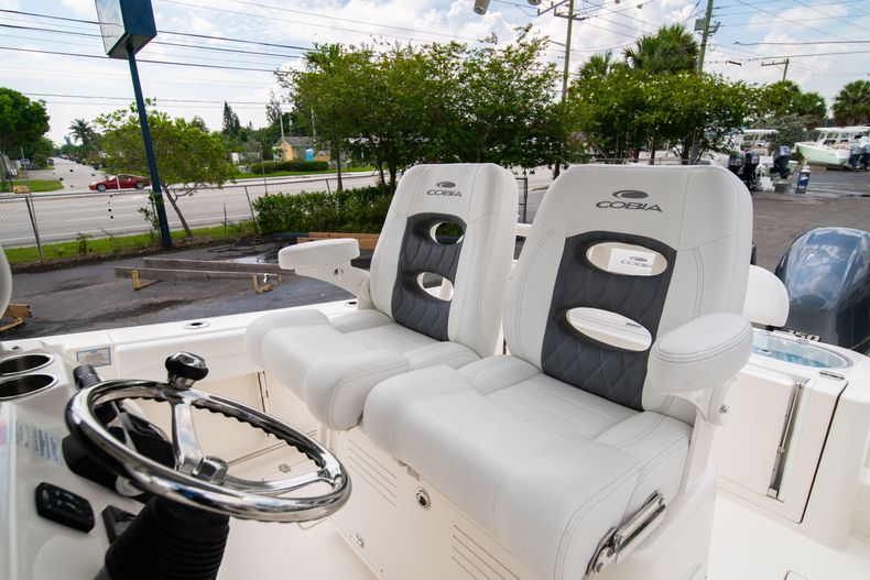 Thumbnail 33 for New 2020 Cobia 262 CC Center Console boat for sale in West Palm Beach, FL