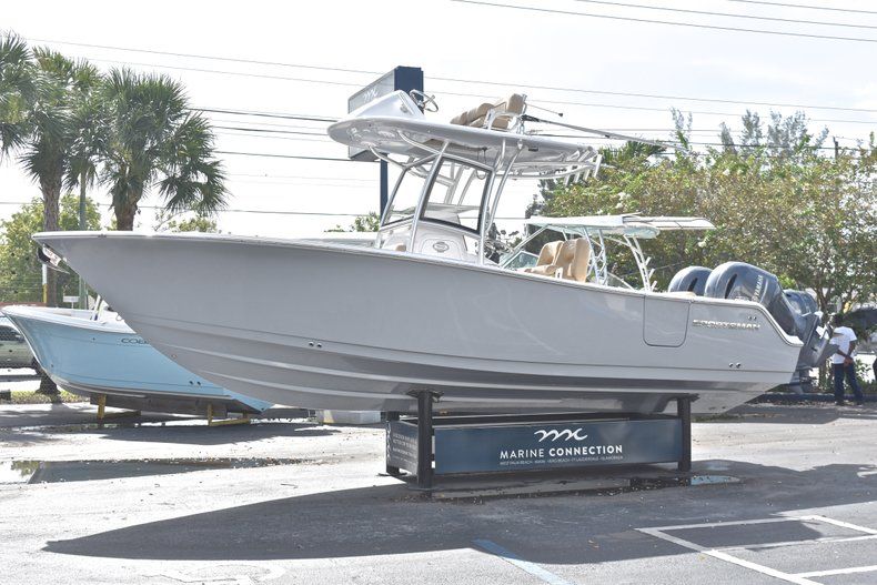 Thumbnail 4 for New 2019 Sportsman Open 252 Center Console boat for sale in West Palm Beach, FL