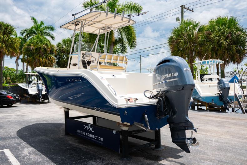Thumbnail 7 for Used 2014 Cobia 217 Center Console boat for sale in West Palm Beach, FL