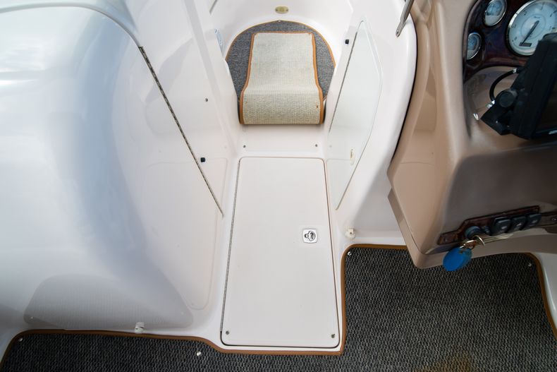 Thumbnail 28 for Used 2006 Regal 2120 Destiny boat for sale in West Palm Beach, FL