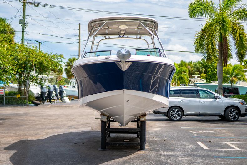 Thumbnail 3 for Used 2014 Robalo R247 Dual Console boat for sale in West Palm Beach, FL