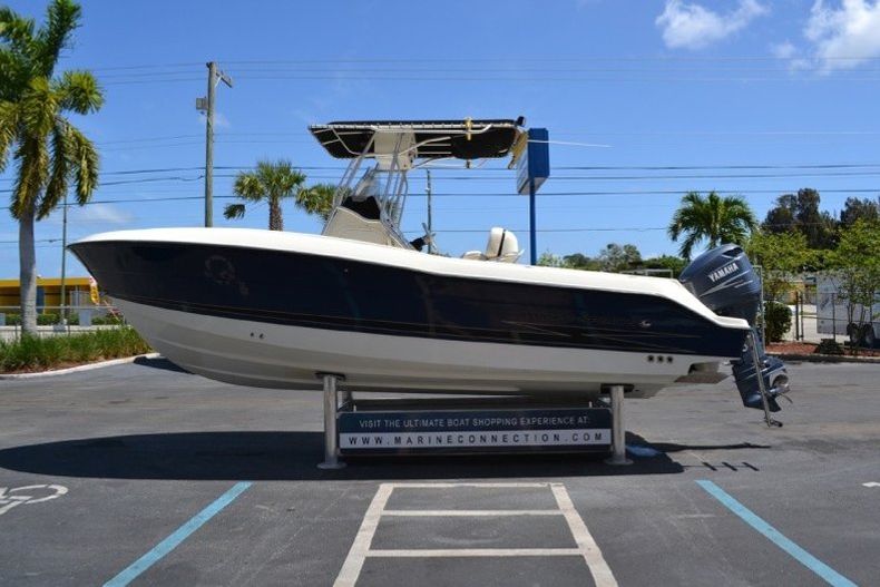 Thumbnail 4 for Used 2004 Hydra-Sports 2400 Center Console boat for sale in West Palm Beach, FL