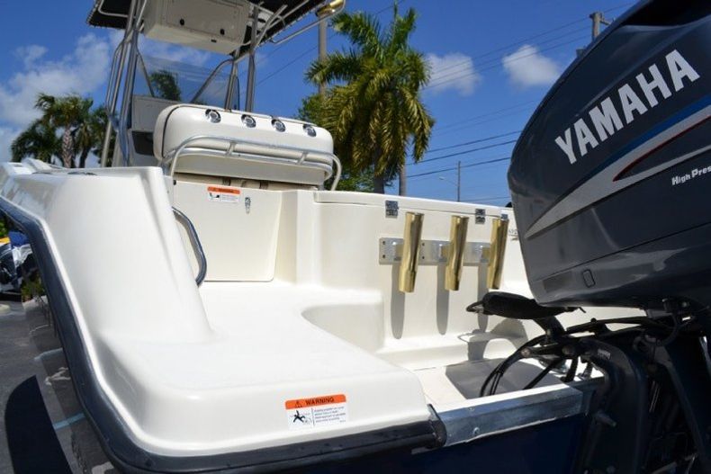Thumbnail 17 for Used 2004 Hydra-Sports 2400 Center Console boat for sale in West Palm Beach, FL