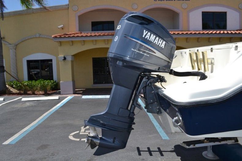 Thumbnail 20 for Used 2004 Hydra-Sports 2400 Center Console boat for sale in West Palm Beach, FL