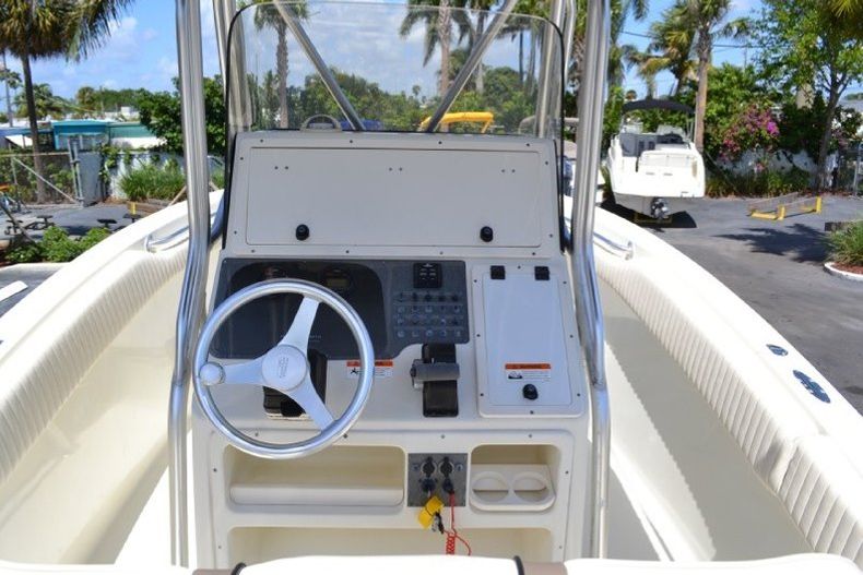 Thumbnail 31 for Used 2004 Hydra-Sports 2400 Center Console boat for sale in West Palm Beach, FL