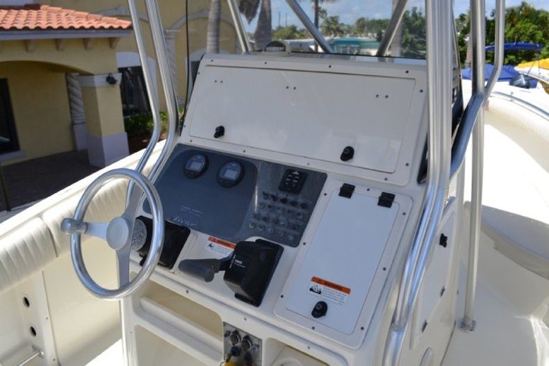 Thumbnail 32 for Used 2004 Hydra-Sports 2400 Center Console boat for sale in West Palm Beach, FL