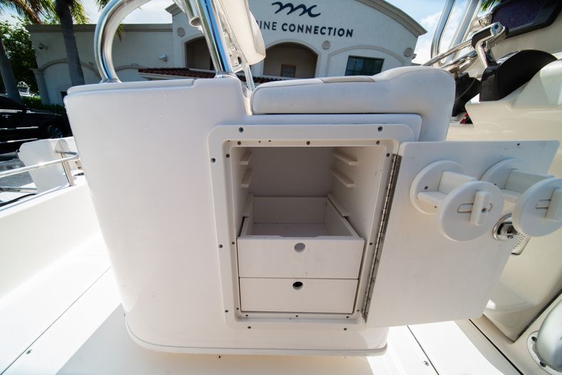 Thumbnail 17 for Used 2015 Pioneer Sportfish 222 Center Console boat for sale in West Palm Beach, FL