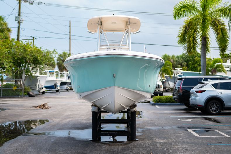Thumbnail 3 for Used 2015 Pioneer Sportfish 222 Center Console boat for sale in West Palm Beach, FL