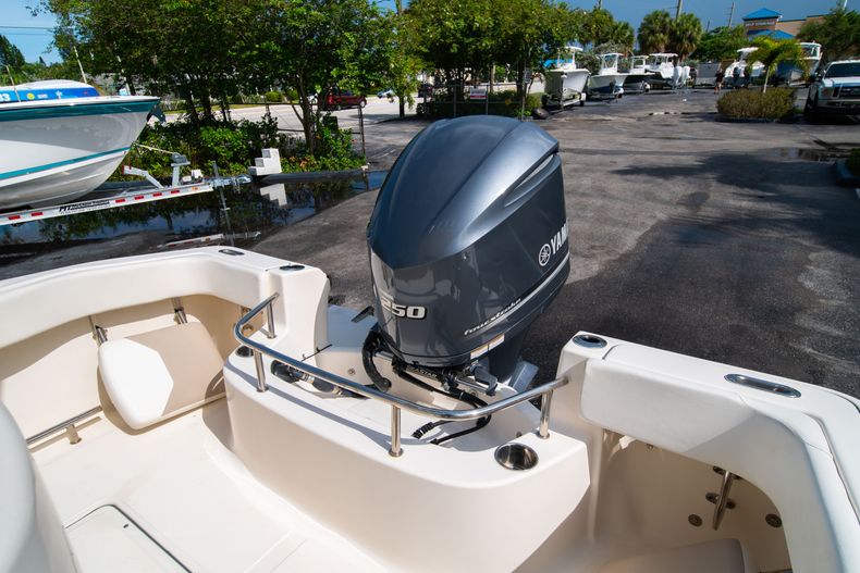 Thumbnail 14 for Used 2015 Pioneer Sportfish 222 Center Console boat for sale in West Palm Beach, FL