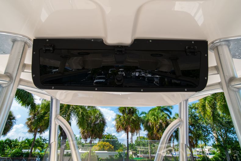 Thumbnail 26 for Used 2015 Pioneer Sportfish 222 Center Console boat for sale in West Palm Beach, FL
