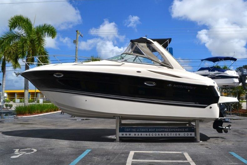 Thumbnail 7 for Used 2008 Monterey 270 CR Sport Cruiser boat for sale in West Palm Beach, FL