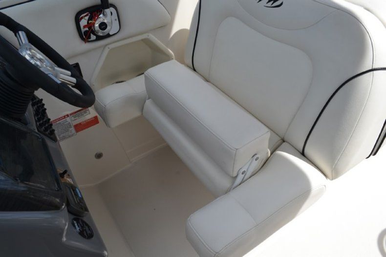 Thumbnail 48 for Used 2008 Monterey 270 CR Sport Cruiser boat for sale in West Palm Beach, FL