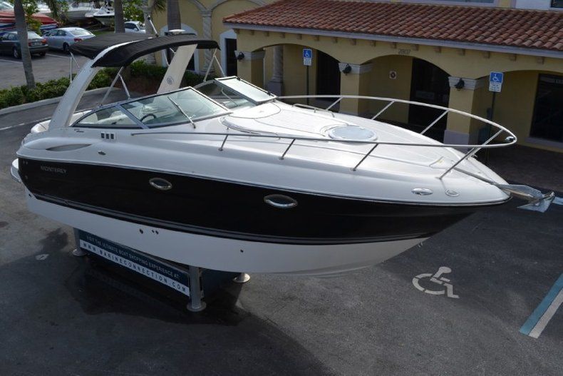 Thumbnail 129 for Used 2008 Monterey 270 CR Sport Cruiser boat for sale in West Palm Beach, FL