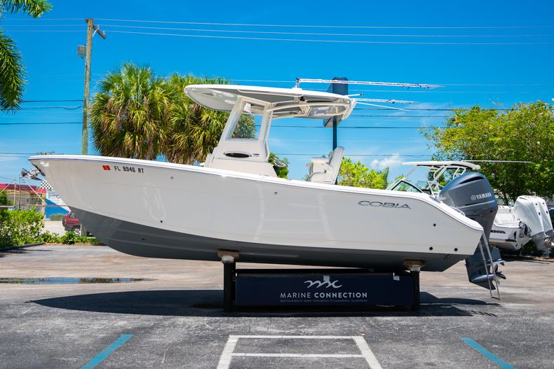 Thumbnail 4 for Used 2019 Cobia 240 CC boat for sale in West Palm Beach, FL
