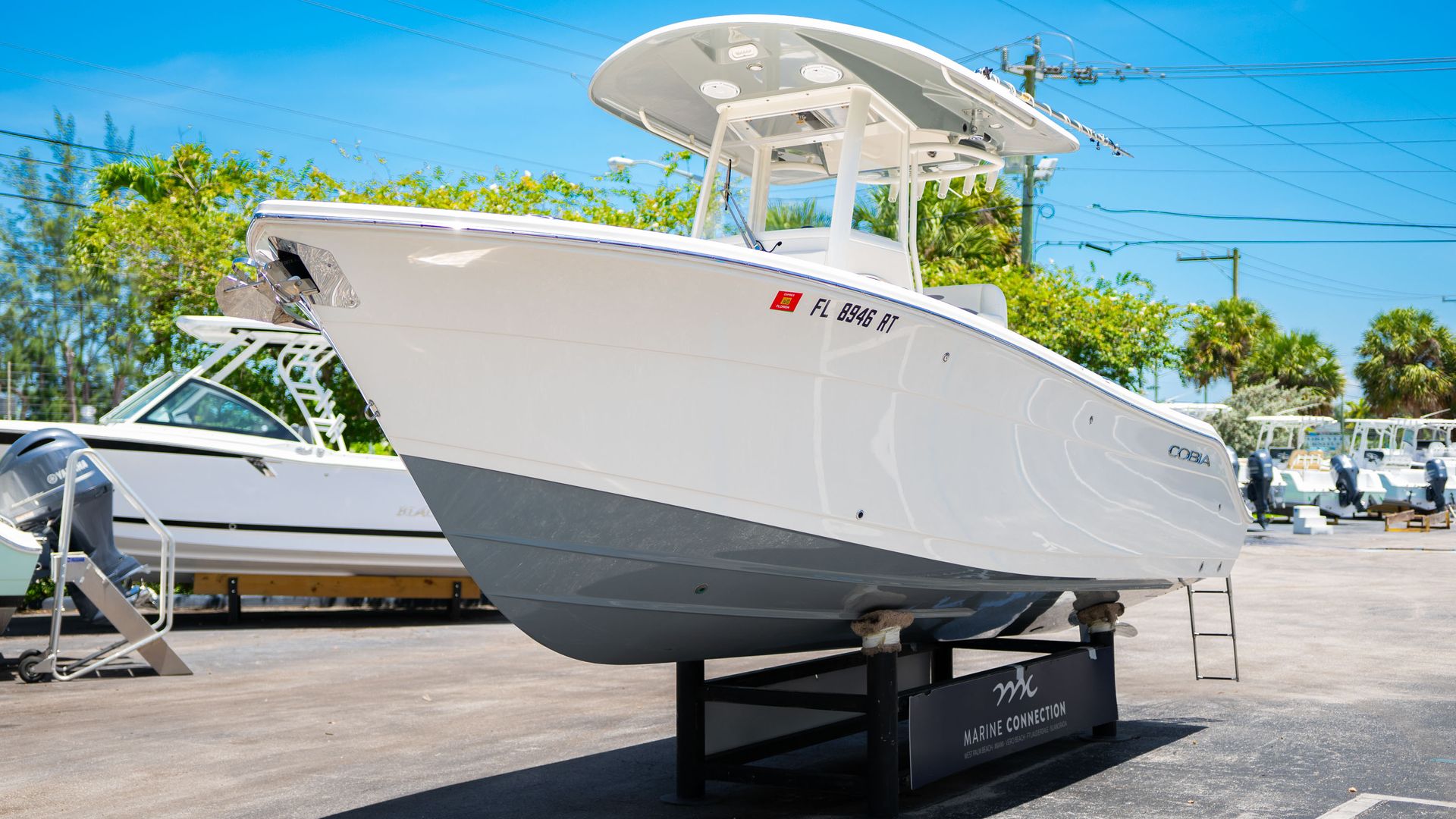 Used 2019 Cobia 240 CC #B014 image 5