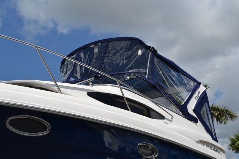 Thumbnail 7 for Used 2009 Regal 2860 Windows Express boat for sale in West Palm Beach, FL