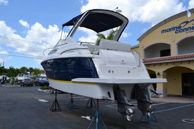 Thumbnail 9 for Used 2009 Regal 2860 Windows Express boat for sale in West Palm Beach, FL