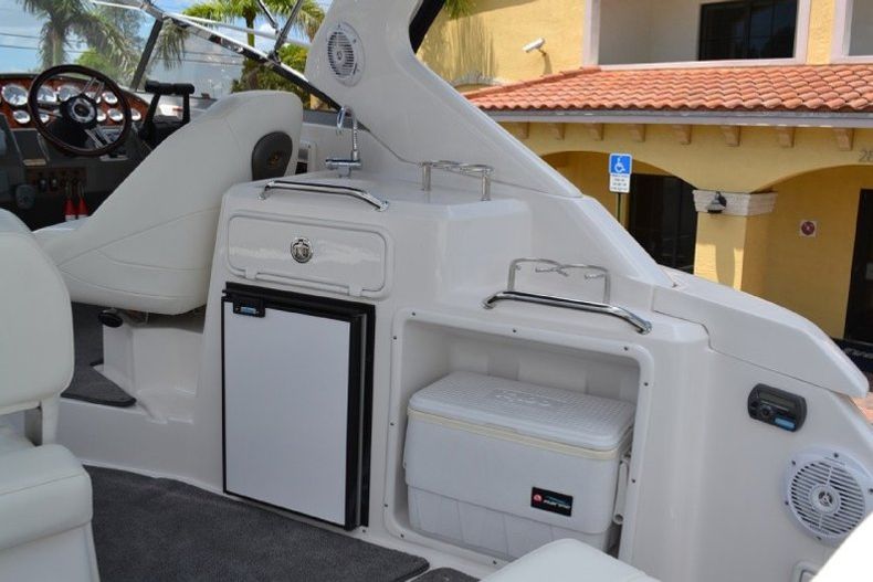 Thumbnail 37 for Used 2009 Regal 2860 Windows Express boat for sale in West Palm Beach, FL
