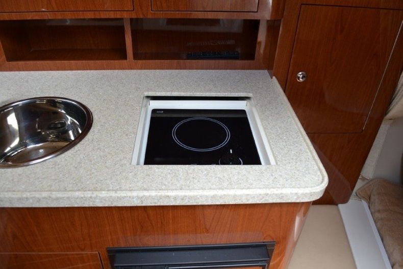 Thumbnail 79 for Used 2009 Regal 2860 Windows Express boat for sale in West Palm Beach, FL