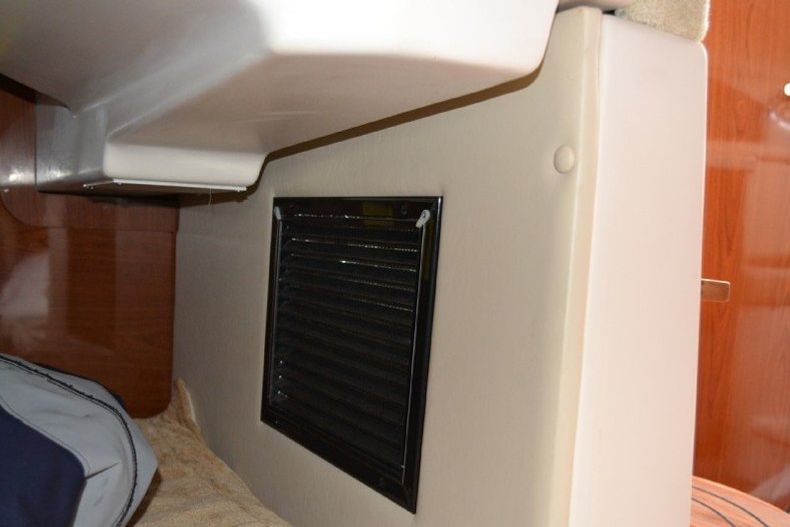 Thumbnail 90 for Used 2009 Regal 2860 Windows Express boat for sale in West Palm Beach, FL
