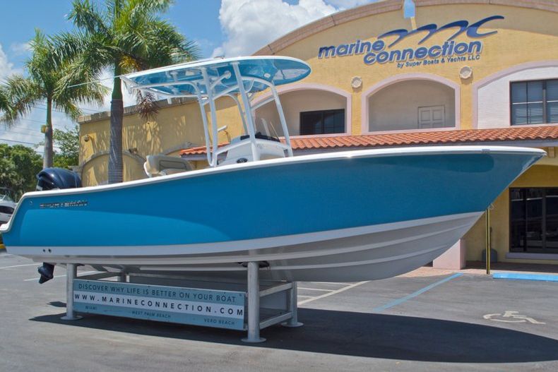 Thumbnail 1 for New 2016 Sportsman Heritage 231 Center Console boat for sale in West Palm Beach, FL