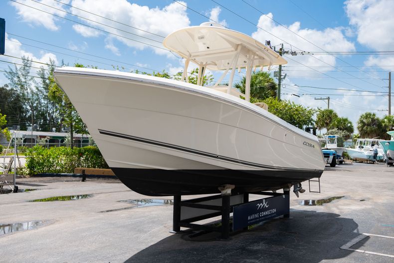 Thumbnail 4 for Used 2015 Cobia 237 CC Center Console boat for sale in West Palm Beach, FL