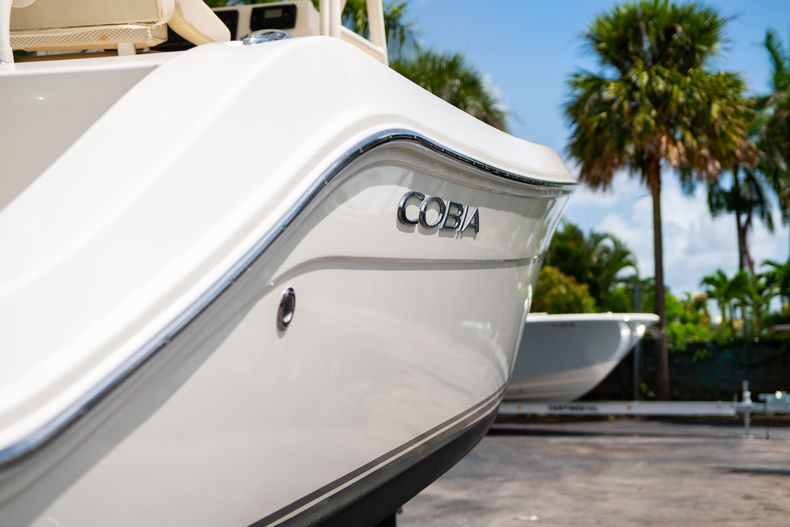 Thumbnail 11 for Used 2015 Cobia 237 CC Center Console boat for sale in West Palm Beach, FL