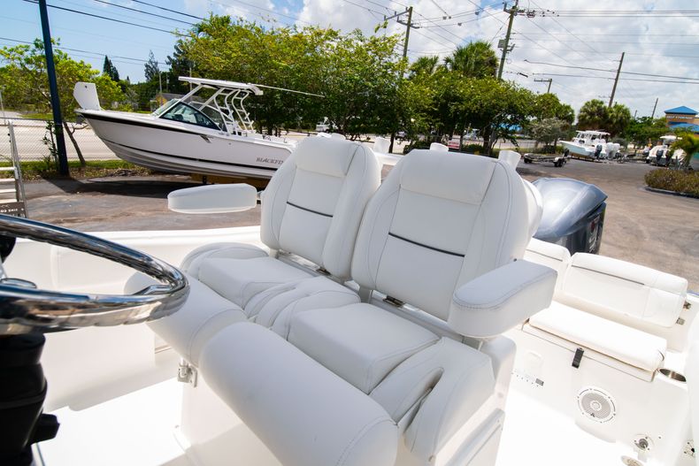 Thumbnail 36 for Used 2016 Sea Hunt Ultra 234 Center Console boat for sale in West Palm Beach, FL
