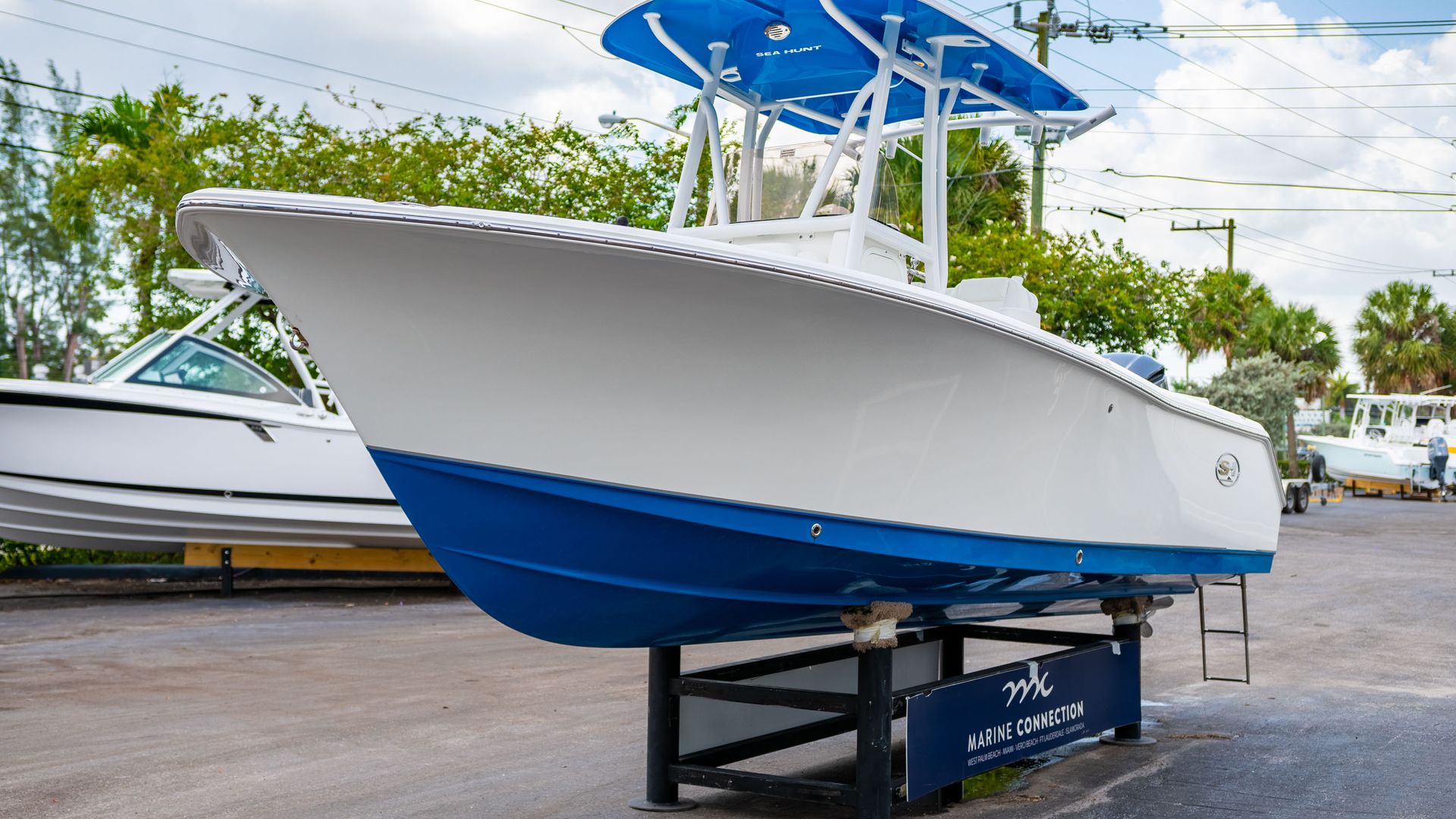 Used 2016 Sea Hunt Ultra 234 Center Console #0041 image 5