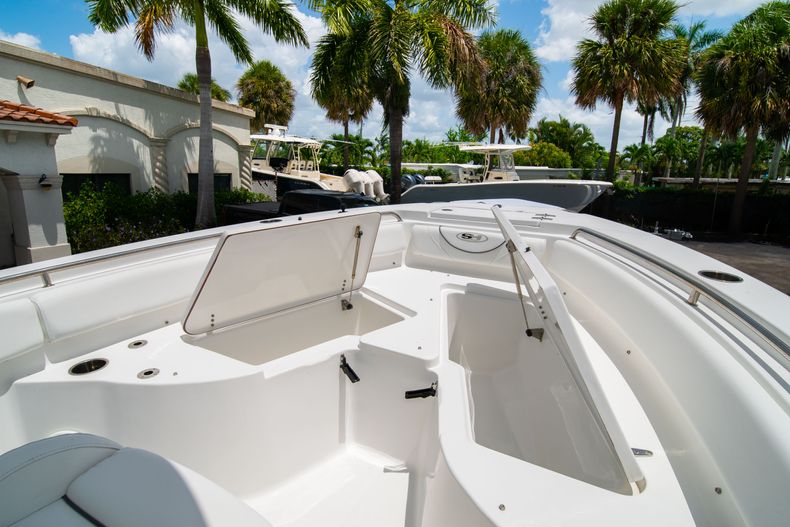 Thumbnail 40 for Used 2016 Sea Hunt Ultra 234 Center Console boat for sale in West Palm Beach, FL