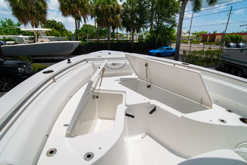 Thumbnail 42 for Used 2016 Sea Hunt Ultra 234 Center Console boat for sale in West Palm Beach, FL