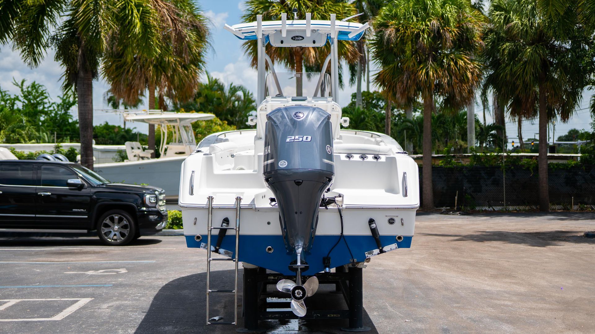 Used 2016 Sea Hunt Ultra 234 Center Console #0041 image 10