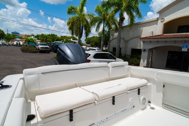 Thumbnail 13 for Used 2016 Sea Hunt Ultra 234 Center Console boat for sale in West Palm Beach, FL