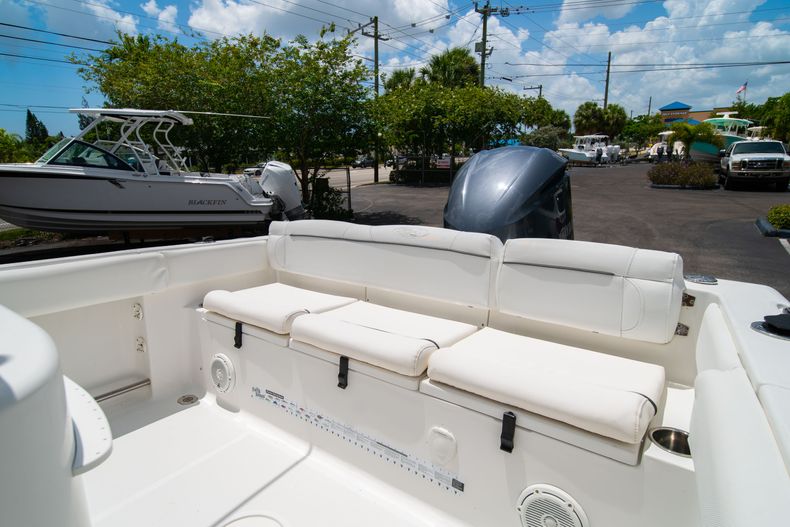 Thumbnail 18 for Used 2016 Sea Hunt Ultra 234 Center Console boat for sale in West Palm Beach, FL