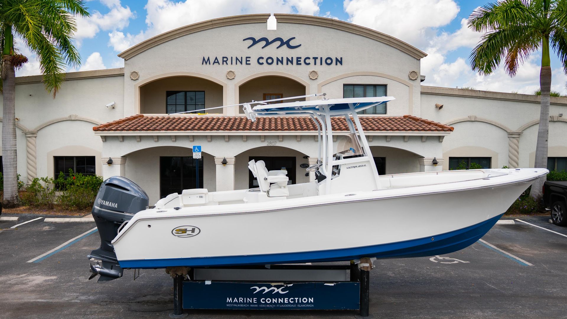 Used 2016 Sea Hunt Ultra 234 Center Console #0041 image 1