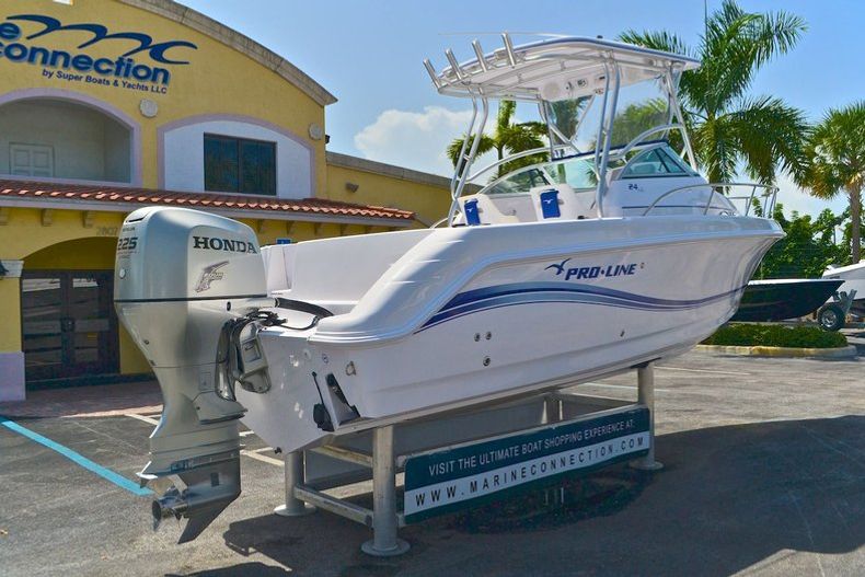 Thumbnail 8 for Used 2006 Pro-Line 24 Walk boat for sale in West Palm Beach, FL