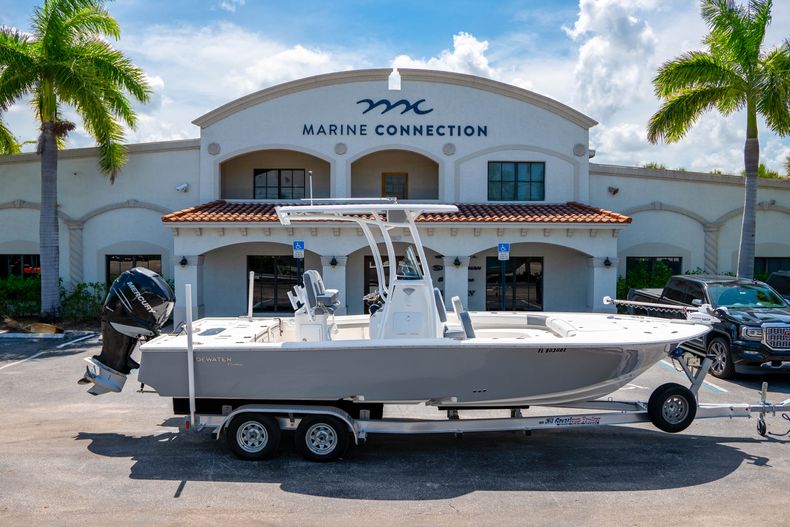 Used 2017 Tidewater 2500 Carolina Bay boat for sale in West Palm Beach, FL