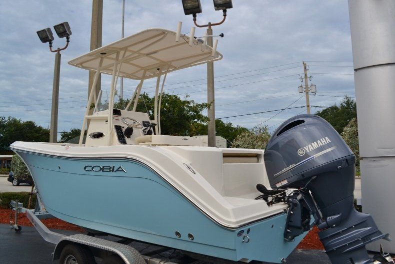 Thumbnail 1 for New 2017 Cobia 201 Center Console boat for sale in West Palm Beach, FL