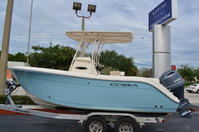 Thumbnail 4 for New 2017 Cobia 201 Center Console boat for sale in West Palm Beach, FL