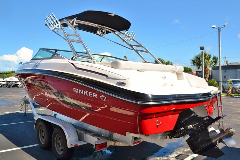 Thumbnail 4 for New 2014 Rinker Captiva 236 Bowrider boat for sale in Vero Beach, FL