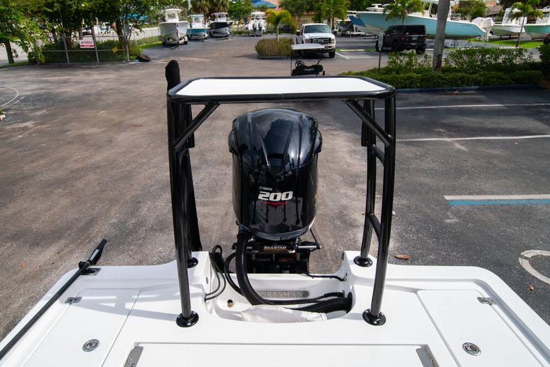 Thumbnail 21 for Used 2019 Sportsman Tournament 214 Bay Boat boat for sale in West Palm Beach, FL