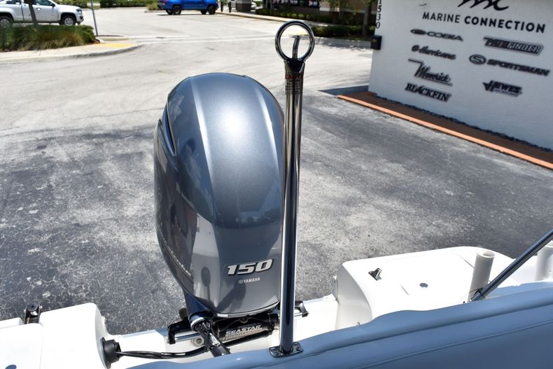 Thumbnail 22 for Used 2017 Hurricane 211 boat for sale in Vero Beach, FL