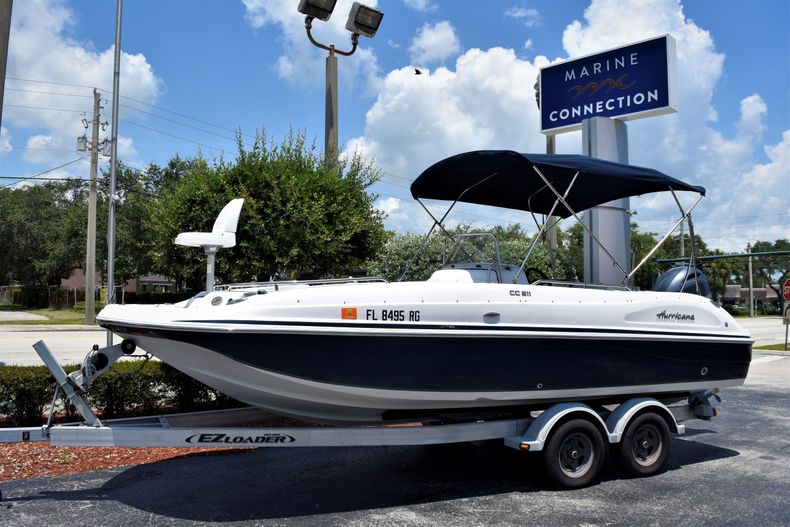 Used 2017 Hurricane 211 boat for sale in Vero Beach, FL