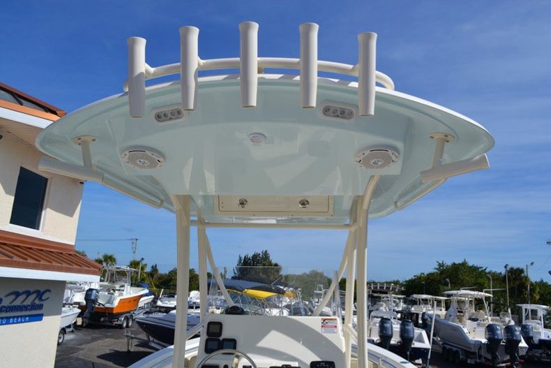 Thumbnail 12 for New 2015 Cobia 237 Center Console boat for sale in West Palm Beach, FL