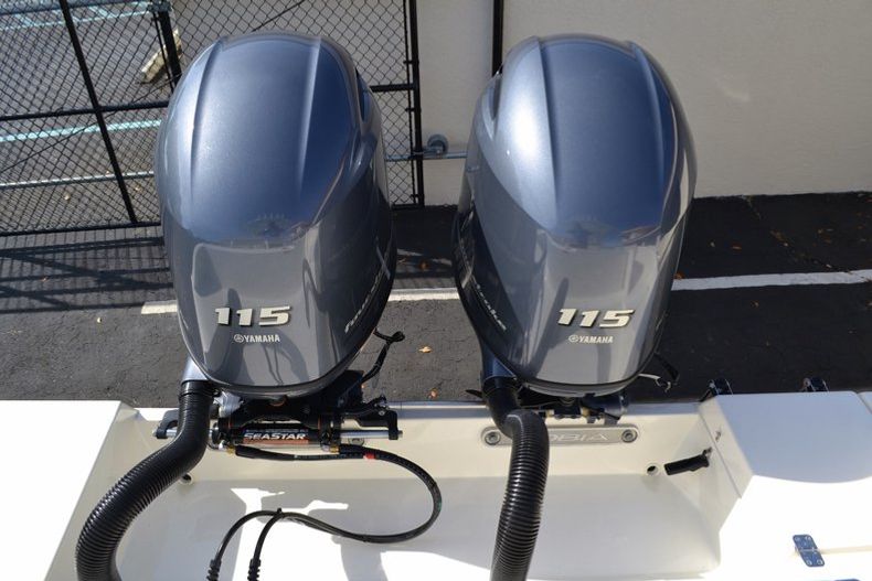 Thumbnail 27 for New 2015 Cobia 237 Center Console boat for sale in West Palm Beach, FL