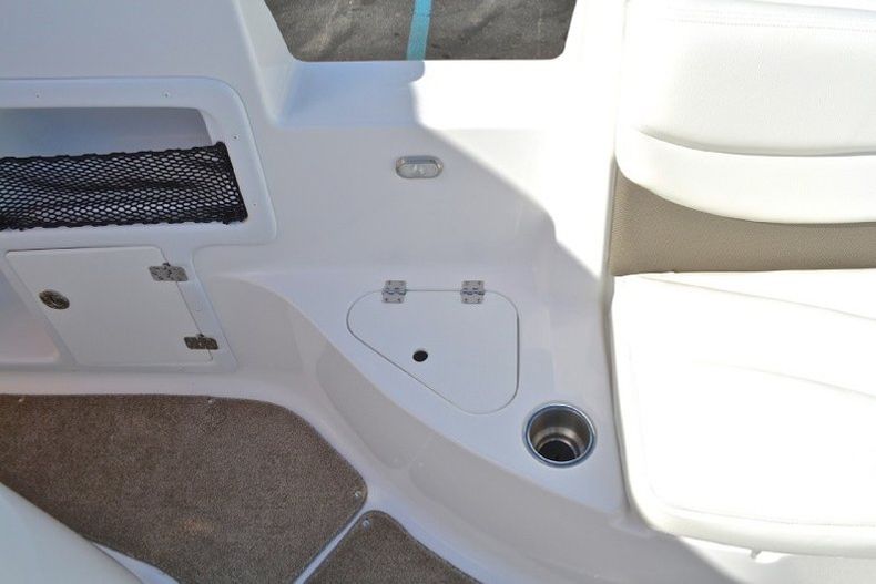 Thumbnail 56 for New 2013 Hurricane SunDeck SD 2700 OB boat for sale in West Palm Beach, FL