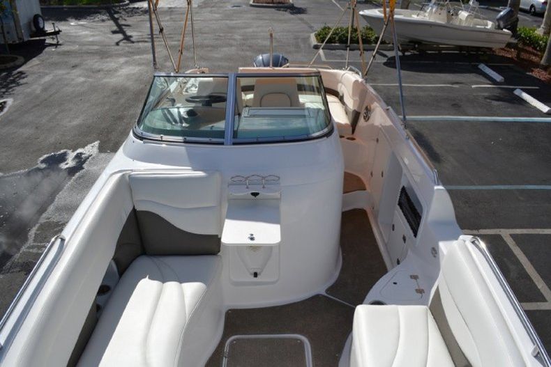 Thumbnail 65 for New 2013 Hurricane SunDeck SD 2700 OB boat for sale in West Palm Beach, FL