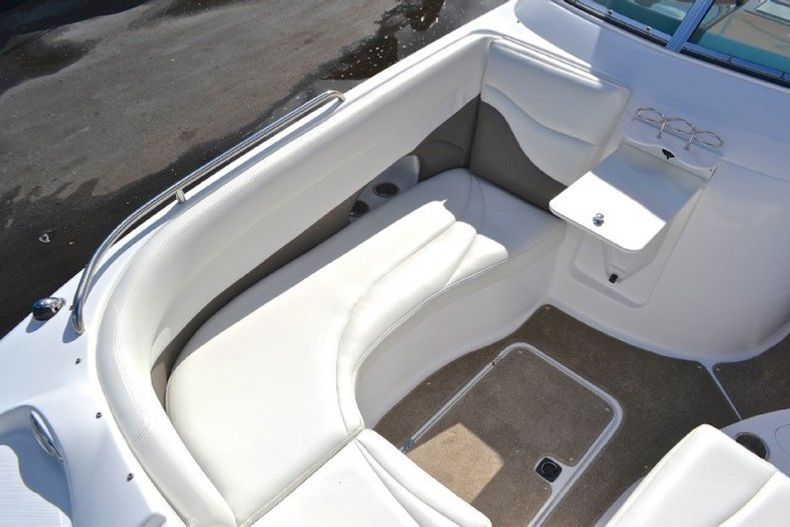 Thumbnail 66 for New 2013 Hurricane SunDeck SD 2700 OB boat for sale in West Palm Beach, FL