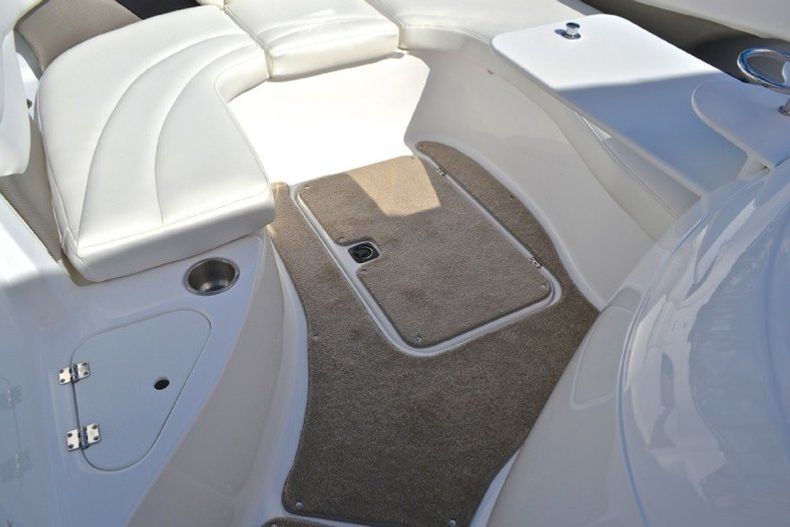 Thumbnail 73 for New 2013 Hurricane SunDeck SD 2700 OB boat for sale in West Palm Beach, FL